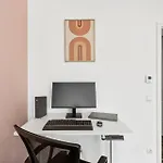 Elegant & Bright ~ Near Schalke 04 ~ Office ~ Free Parking!
