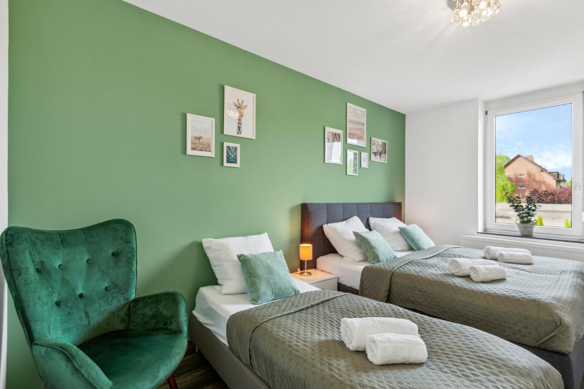 Apartment Elegant & Bright ~ Near Schalke 04 ~ Office ~ Free Parking! *